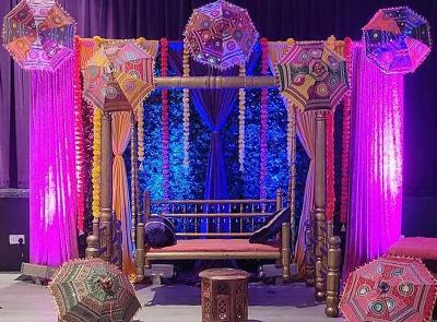 Marquis walkway