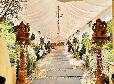 Marquis walkway